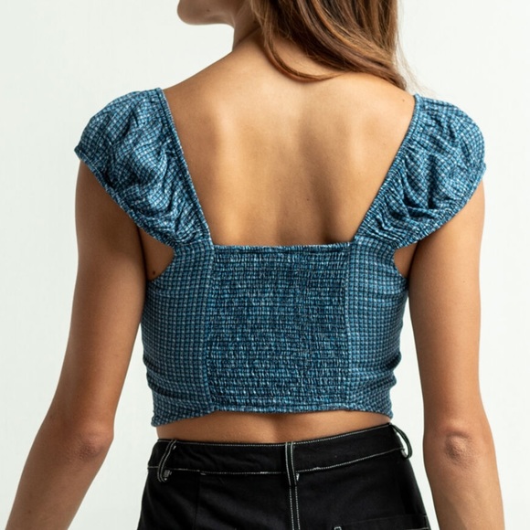 FULL TILT Tillys Button Front Womens Blue and Black Plaid Small Crop Top - Picture 9 of 9